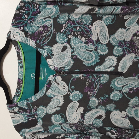 PREMIERE By Healing Hand Women's 3X Uniform Top Scrubs ( Bundle of 5 ) - Picture 7 of 16